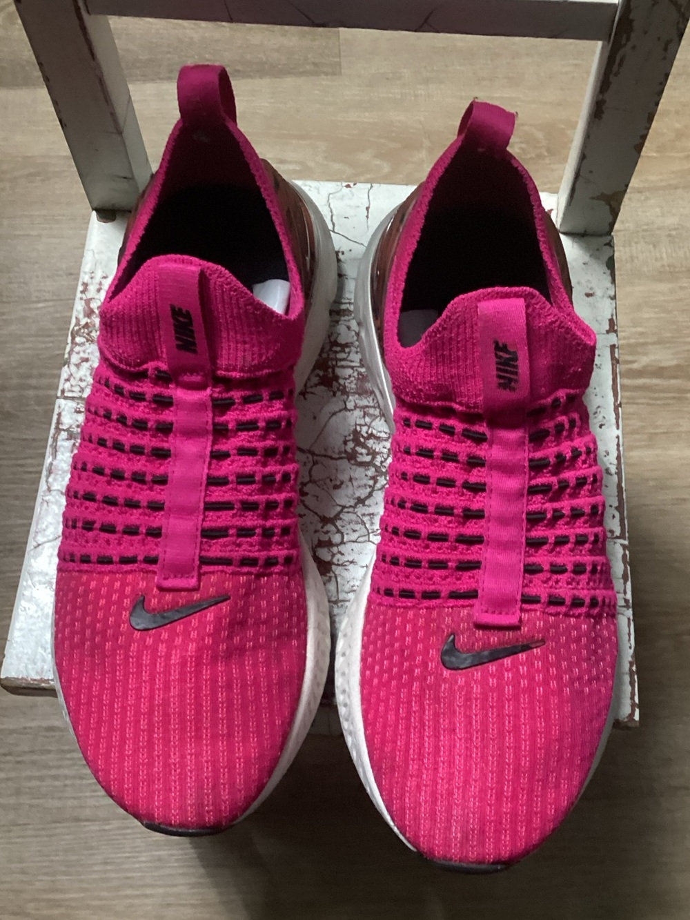 Nike React Phantom Run Flyknit 2 Running Shoes Pink Prime Zebra Sz 9 DQ7649-600